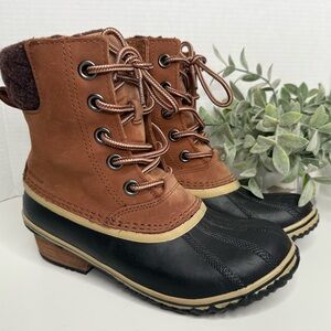 Women's Brown and Black Lace-Up Boots